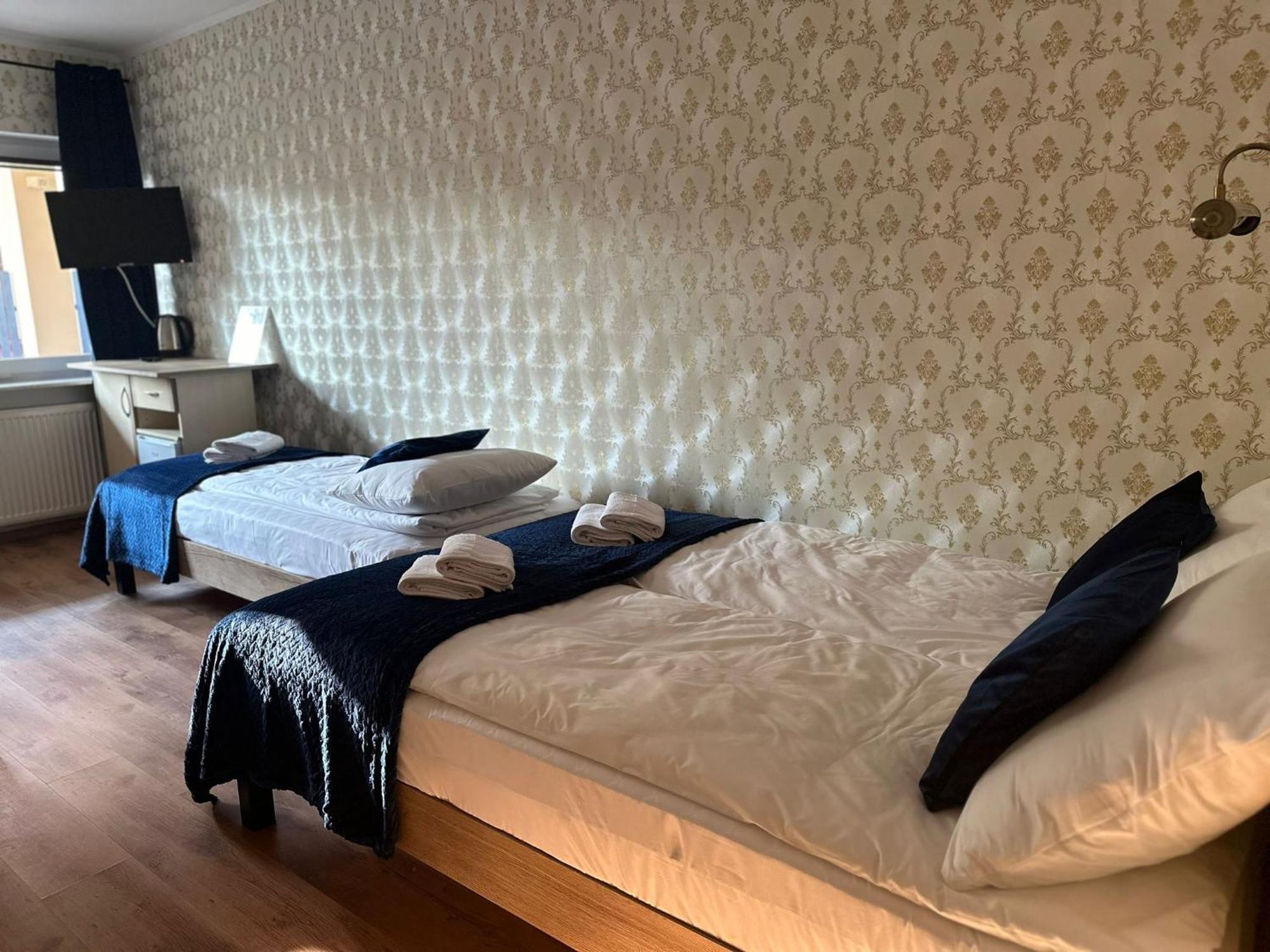 Pokoje Goscinne Nad Morzem Leba Bagian luar foto